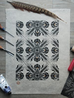 SOMMARÄNG med gulddetaljer- handtryckt